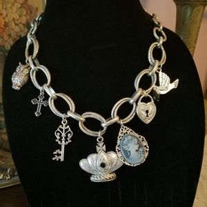 Royal. Charm necklace